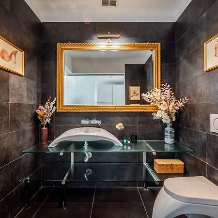 The Boutique Houses - Iconic Suite In Galleria Duomo With Private Parking Milano Eksteriør bilde