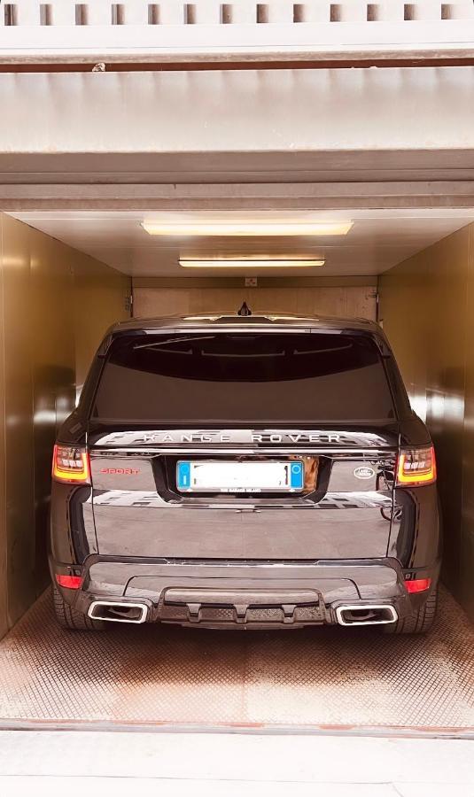 The Boutique Houses - Iconic Suite In Galleria Duomo With Private Parking Milano Eksteriør bilde