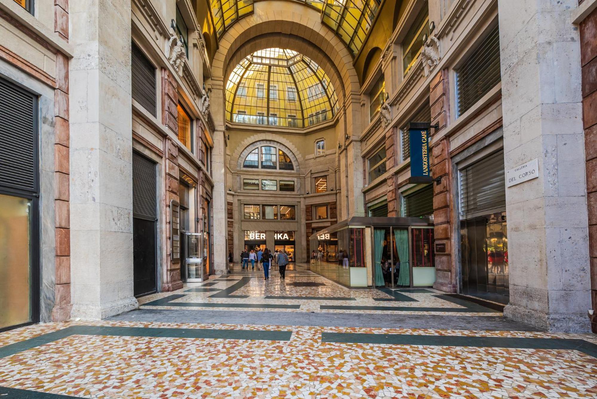The Boutique Houses - Iconic Suite In Galleria Duomo With Private Parking Milano Eksteriør bilde