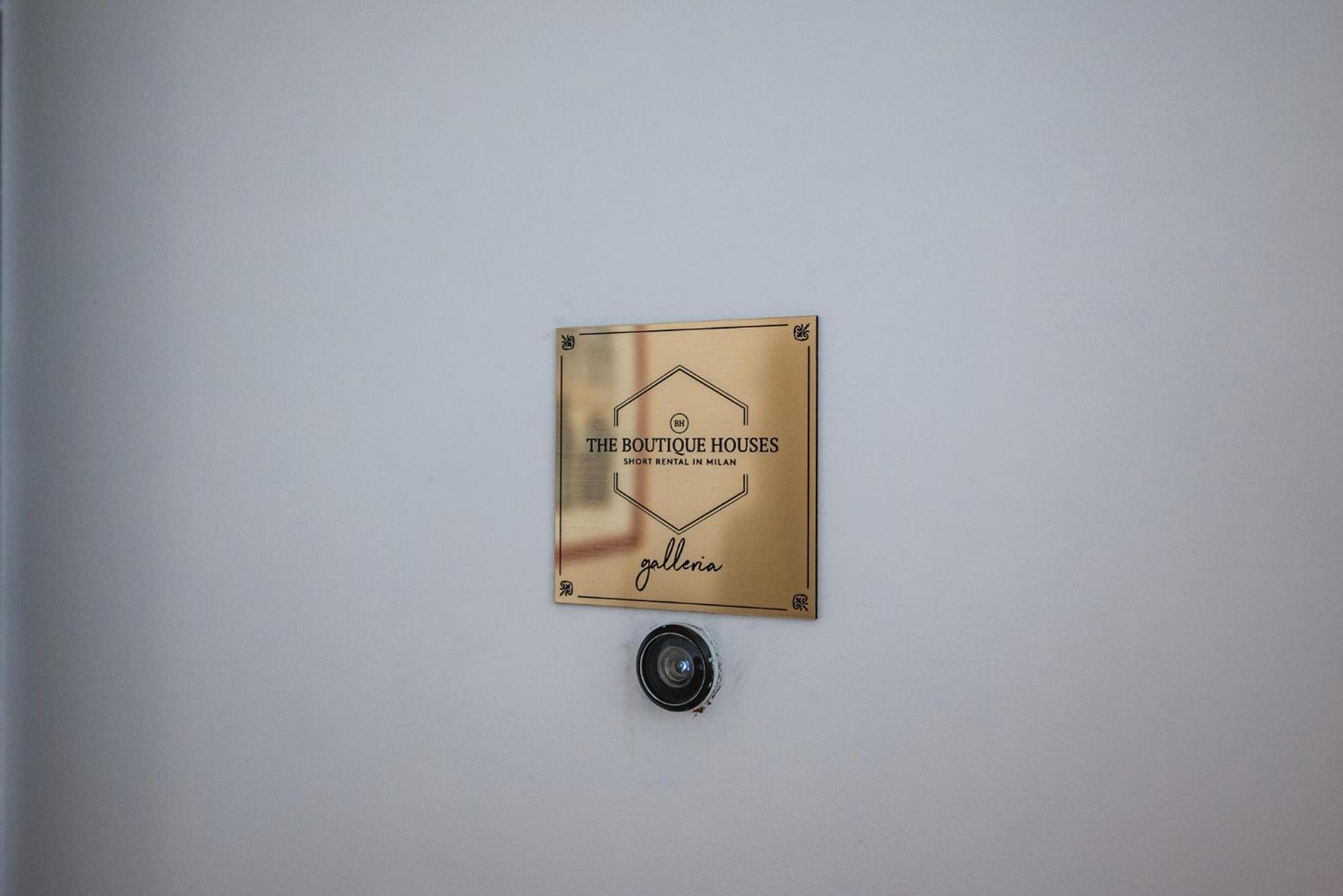 The Boutique Houses - Iconic Suite In Galleria Duomo With Private Parking Milano Eksteriør bilde
